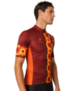 Fortissima Retro Waves fietsshirt met korte mouwen gedragen door een model zijkant