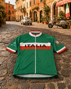Retro Italia fietsshirt op straat in italië
